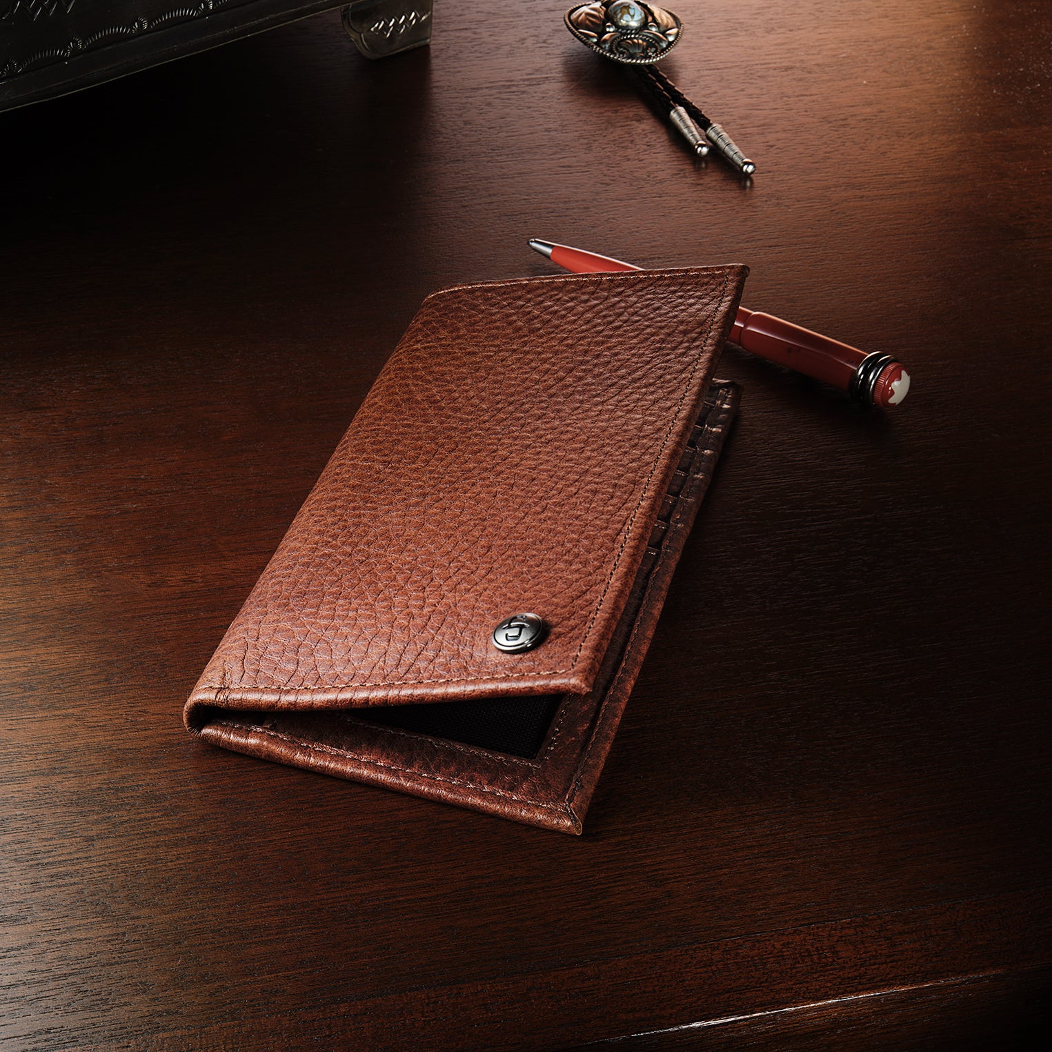 Stetson Bison Leather Checkbook Wallet – Durable & Stylish