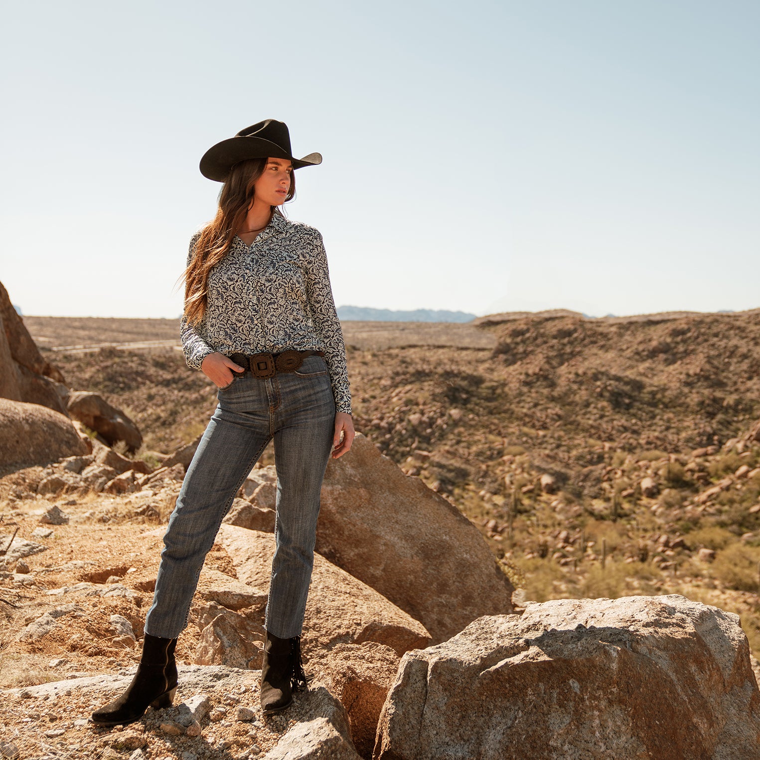 High-Rise Straight Crop Jeans - 915 Fit