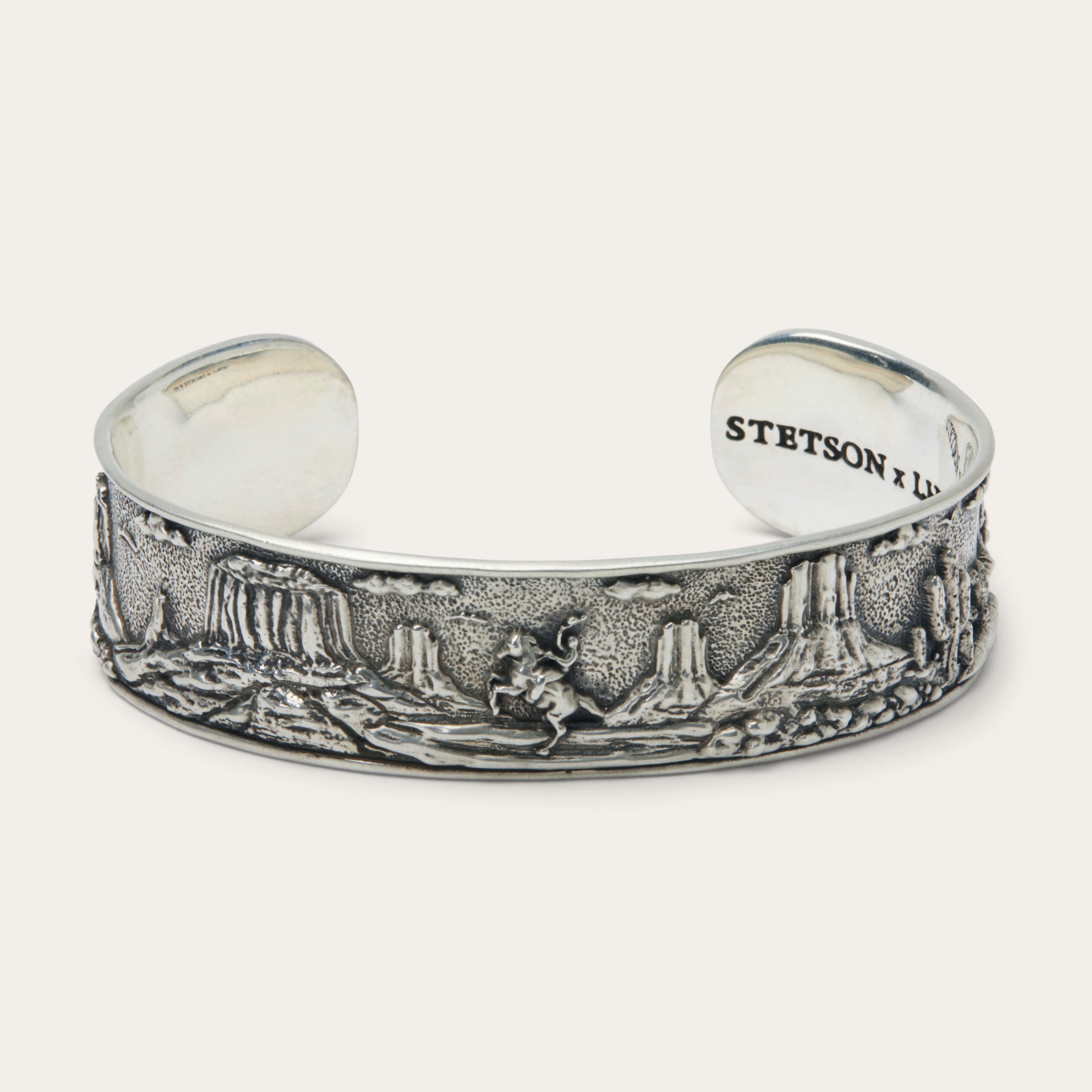 Classic American West Leather Cuff