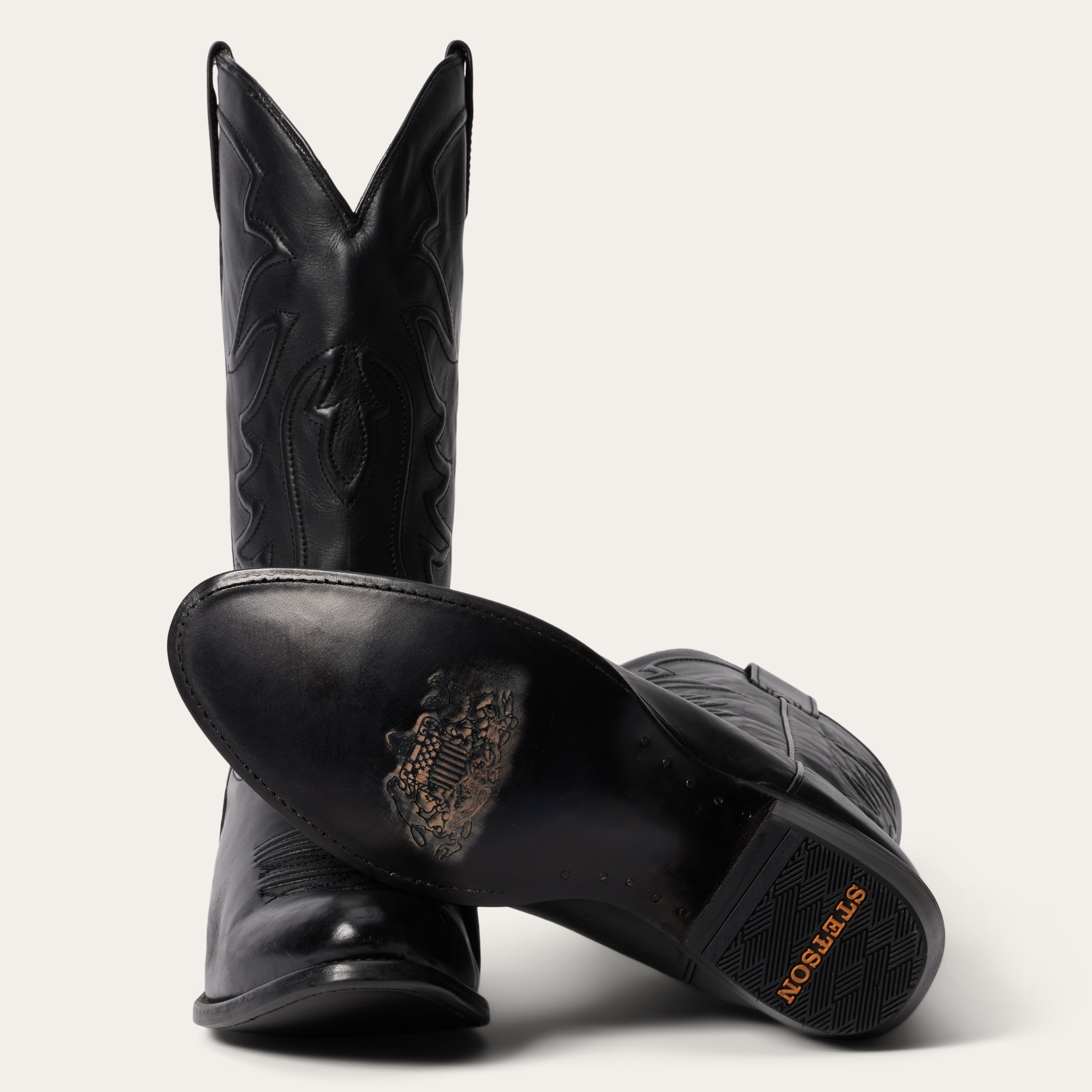 Ames Burnished Leather Boots – Classic Corded Design