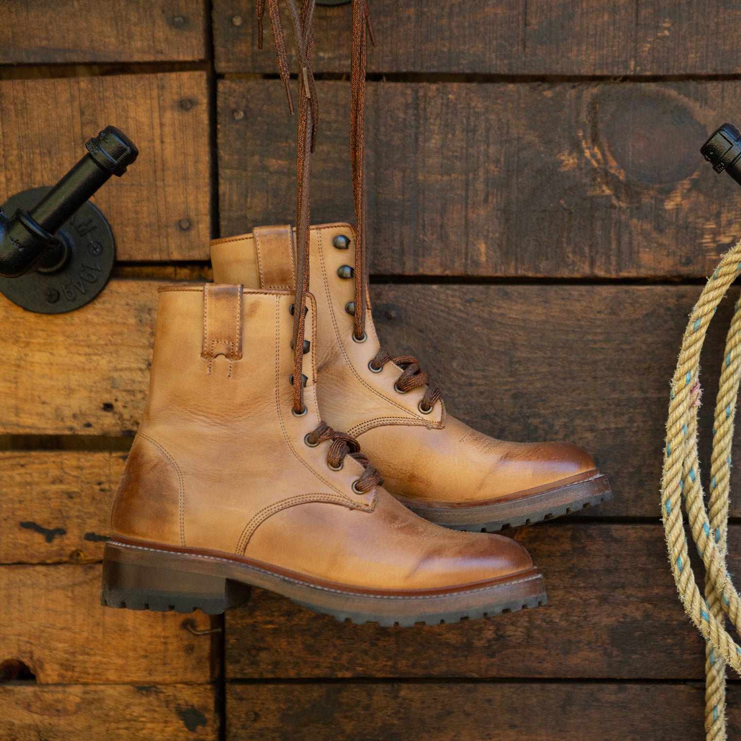 Stylish August Boots for Men & Women