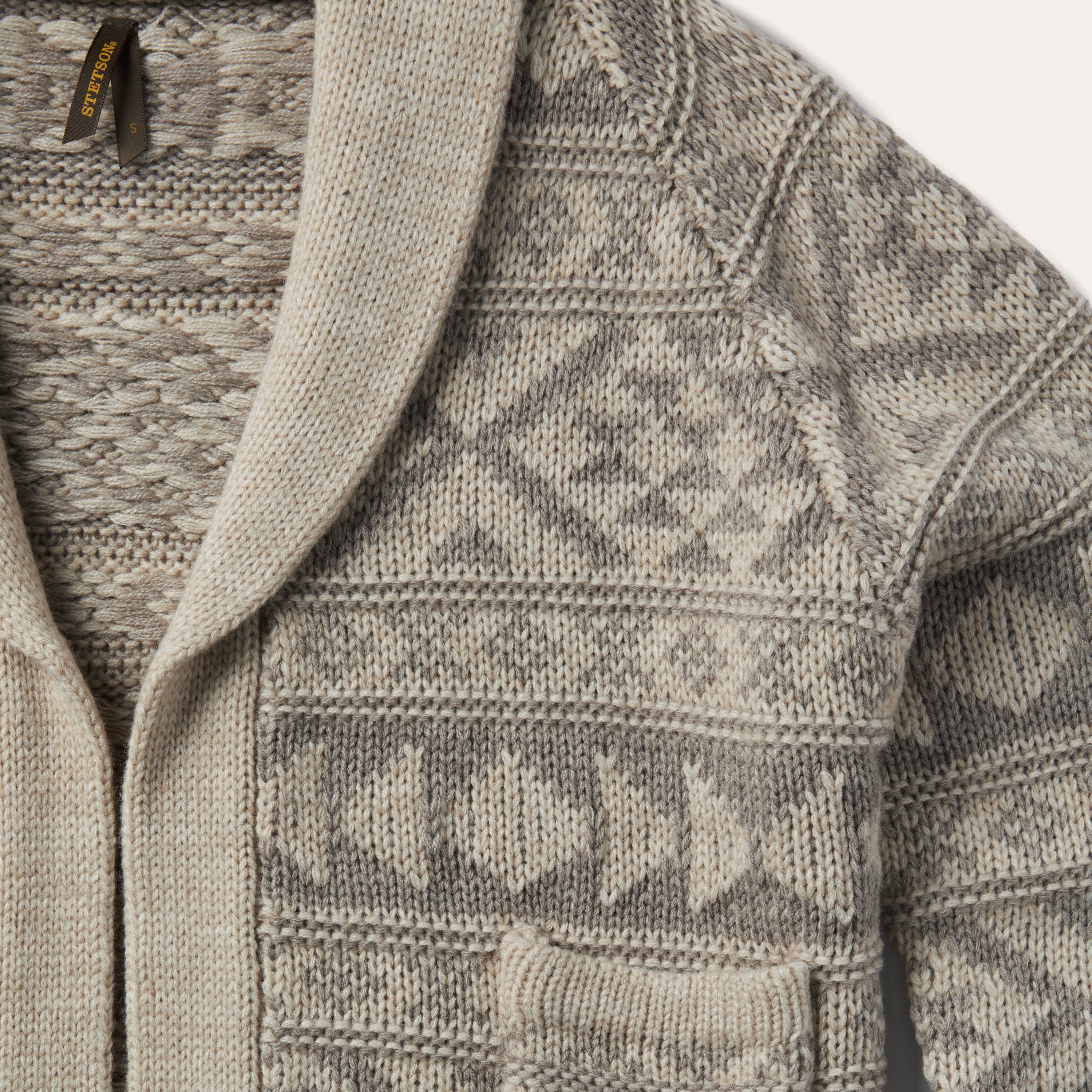 Stylish Cropped Cardigan with Shawl Collar