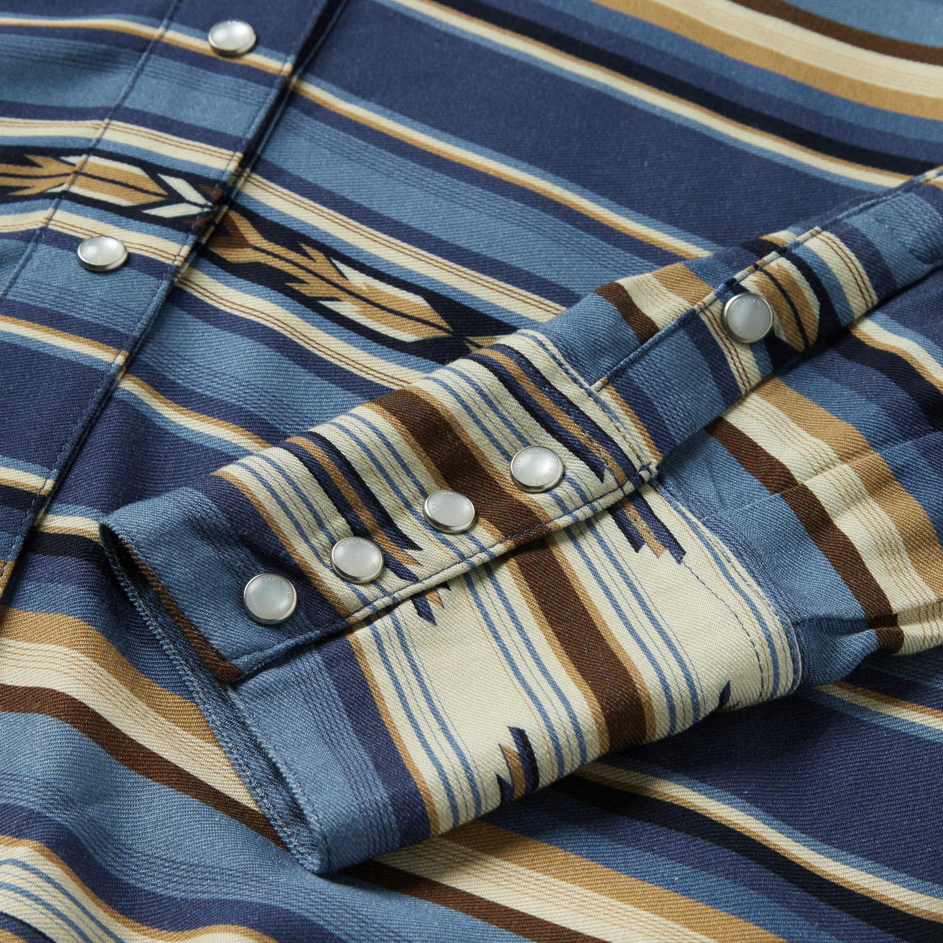 Stylish Indigo Serape Print Casual Shirt